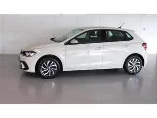 Foto 20 van Volkswagen Polo Volkswagen Polo Life | 39.731 km | Rijklaar € 17.950,-