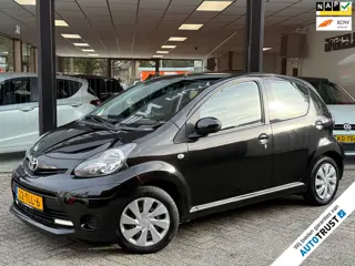 Toyota Aygo 1.0 VVT-i 5drs AUTOMAAT | AIRCO | BLUETOOTH | NAP