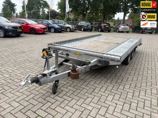 Humbauer LEMANS 3000 Mooie en goede autoambulance
