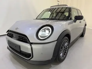 Foto 14 van MINI Cooper 5-Drs 1.5 C Classic Aut7 (bj 2024)