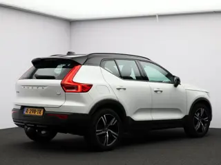 Foto 20 van Volvo XC40 1.5 T5 Twin Engine R-Design Automaat / Panoramadak / Trekhaak / 360*  camera / Harman Kar