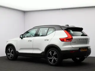 Foto 18 van Volvo XC40 1.5 T5 Twin Engine R-Design Automaat / Panoramadak / Trekhaak / 360*  camera / Harman Kar