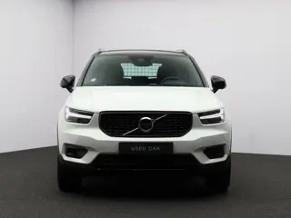 Foto 17 van Volvo XC40 1.5 T5 Twin Engine R-Design Automaat / Panoramadak / Trekhaak / 360*  camera / Harman Kar