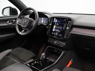 Foto 14 van Volvo XC40 1.5 T5 Twin Engine R-Design Automaat / Panoramadak / Trekhaak / 360*  camera / Harman Kar