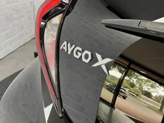 Foto 18 van Toyota Aygo X 1.0 VVT-i MT Envy JBL Keyless ACC CarPlay