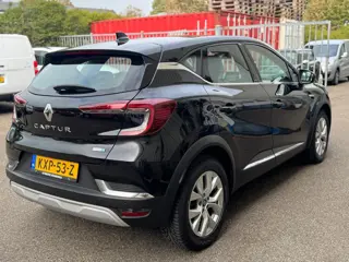Foto 15 van Renault Captur 1.6 E-Tech Plug-in Hybrid 160 Intens
