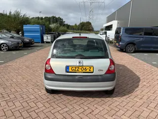 Foto 18 van Renault Clio 1.2-16V Dynamique Comfort Automaat I Airco
