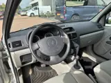 Foto 23 van Renault Clio 1.2-16V Dynamique Comfort Automaat I Airco