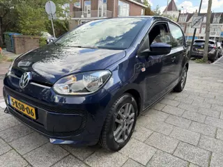Foto 15 van Volkswagen Up! 1.0 move up! BlueMotion Navi Cruise control parkeersensoren