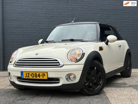Mini Cabrio 1.6 Cooper | Carplay | Stoelverwarming