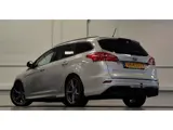 Foto 26 van Ford Focus Wagon 1.5 ST-Line Trekhaak Xenon 100% Dealer onderhouden Mooi!
