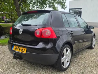 Foto 15 van Volkswagen Golf 1.4 FSI Sportline 5-deurs AIRCO/cruise