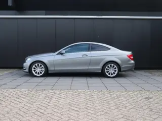 Foto 20 van Mercedes-Benz C-klasse Coupé 180 | HALF LEDER | PDC | STOELVERW. | CRUISE |