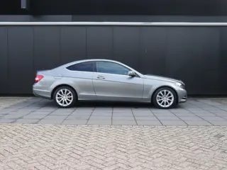 Foto 15 van Mercedes-Benz C-klasse Coupé 180 | HALF LEDER | PDC | STOELVERW. | CRUISE |
