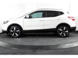 Foto 25 van Nissan QASHQAI 1.2 116 PK N-Connecta | Panodak | Afn. Trekhaak | Cruise | 360 camera | PDC | NAV | A