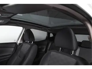Foto 13 van Nissan QASHQAI 1.2 116 PK N-Connecta | Panodak | Afn. Trekhaak | Cruise | 360 camera | PDC | NAV | A