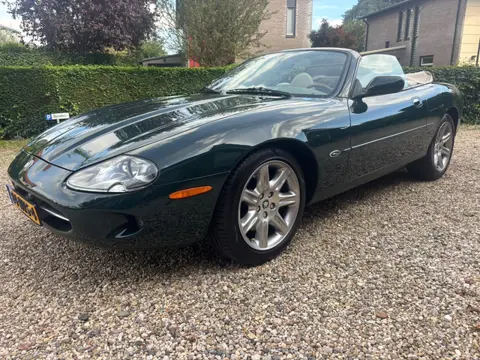 Jaguar XK8 4.0 V8 Convertible