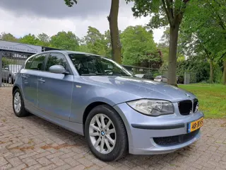 Foto 18 van BMW 1-serie 116i 2.0 122PK Airco Sportvelgen Nieuwe Ketting