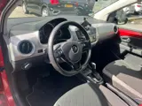 Foto 21 van Volkswagen e-Up! e-up camera, cruise, airco, pdc, multi stuur
