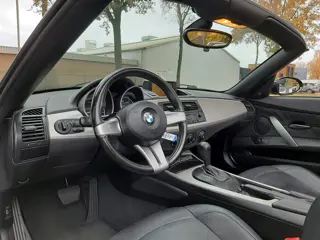 Foto 15 van BMW Z4 Roadster 2.2i 6-Cilinder Airco Automaat Navi Nwe APK