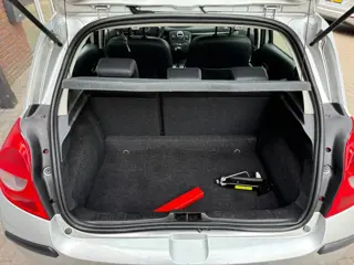 Foto 14 van Renault Clio 1.6-16V Dynamique S|AUTOMAAT|NIEUWE APK|AIRCO