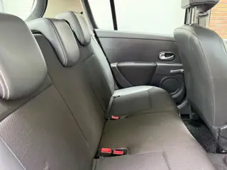 Foto 18 van Renault Clio 1.6-16V Dynamique S|AUTOMAAT|NIEUWE APK|AIRCO