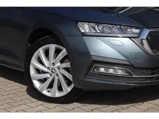 Foto 18 van Škoda Octavia 1.4 TSI iV PHEV Business Edition | LED | Camera | 18 Inch |
