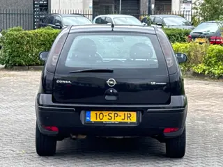 Foto 17 van Opel Corsa 1.2-16V Silverline | Airco | APK 09-07-2027 | Elektrische ramen en spiegels | LM velgen |