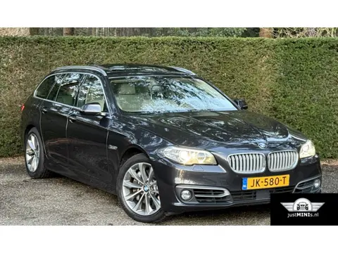 BMW 530xd High Executive touring AUT PANO HUD 4X4 LEDER FACELIFT