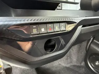 Foto 20 van Ligier Brommobiel Myli R.EBEL 8 kWh/ Airco/ Camera/ Stoelverwarming/ Apple Carplay