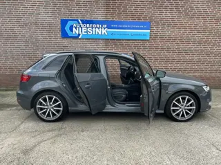 Foto 17 van Audi A3 Sportback 1.4 e-tron S-Line Pano/Carplay/Cruise/Stoelverwarming