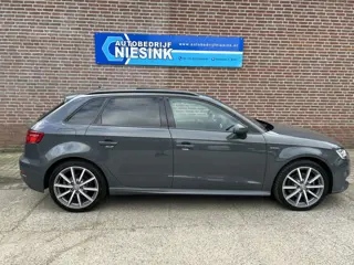 Foto 16 van Audi A3 Sportback 1.4 e-tron S-Line Pano/Carplay/Cruise/Stoelverwarming