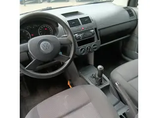 Foto 14 van Volkswagen Polo 1.4-16V Athene