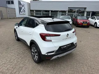 Foto 10 van Renault Captur 1.0 TCe 100 Intens | Navigatie | Cruise | Clima | Panoramadak.