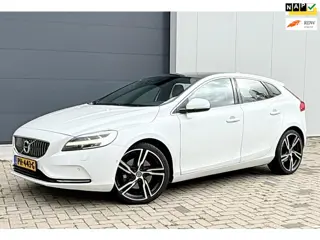 Volvo V40 2.0 D2 Nordic+ Panorama Navi Camera Nieuwe banden en velgen