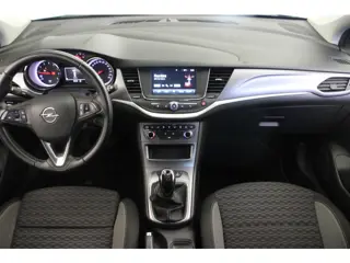 Foto 15 van Opel Astra Sports Tourer 1.2 Business Executive |Camera|Navi|Trekhaak|