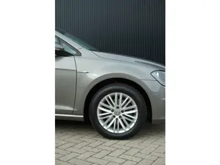 Foto 16 van Volkswagen Golf 1.2 TSI Business Edition R Connected DSG| Cruise| Cup editie