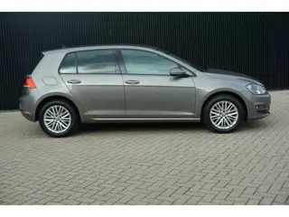 Foto 15 van Volkswagen Golf 1.2 TSI Business Edition R Connected DSG| Cruise| Cup editie