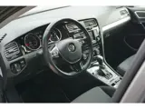 Foto 23 van Volkswagen Golf 1.2 TSI Business Edition R Connected DSG| Cruise| Cup editie