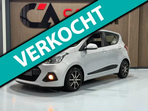 Hyundai I10 1.0i i-Motion Comfort / Carplay / Camera / Navigatie / Climate Control / Start Stop / NL