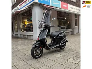 Vespa Snorscooter Sprint 4T