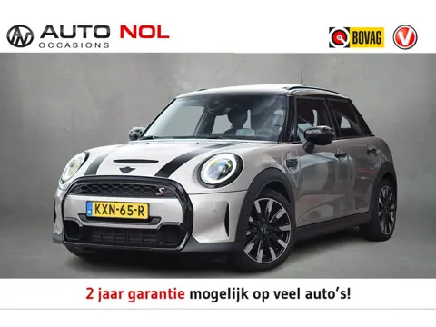 MINI 5-Deurs 2.0 Cooper S MINI Yours | Pano | Leer | H/K | HUD | Stuur-en Stoelverwarming