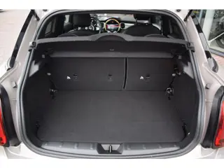 Foto 20 van MINI 5-Deurs 2.0 Cooper S MINI Yours | Pano | Leer | H/K | HUD | Stuur-en Stoelverwarming
