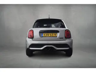 Foto 12 van MINI 5-Deurs 2.0 Cooper S MINI Yours | Pano | Leer | H/K | HUD | Stuur-en Stoelverwarming