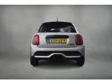 Foto 22 van MINI 5-Deurs 2.0 Cooper S MINI Yours | Pano | Leer | H/K | HUD | Stuur-en Stoelverwarming