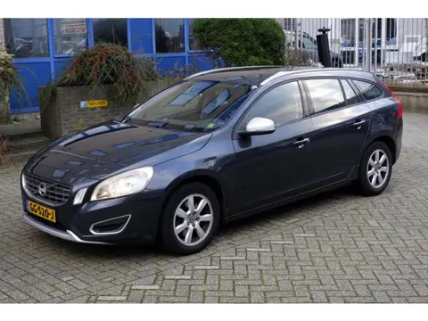 Volvo V60 1.6 D2 Momentum