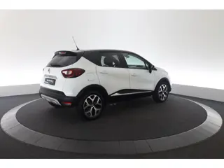 Foto 13 van Renault Captur 1.3 TCe Intens (bj 2019, automaat)