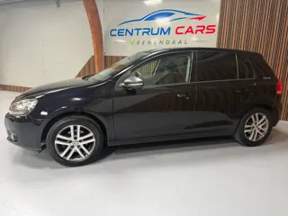 Foto 19 van Volkswagen Golf 1.2 TSI Tour, Trekhaak, Pioneer DVD NAVI, APK