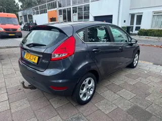 Foto 18 van Ford Fiesta 1.25 Titanium | Zeer goed onderhouden!