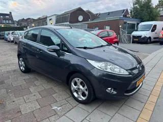 Foto 17 van Ford Fiesta 1.25 Titanium | Zeer goed onderhouden!